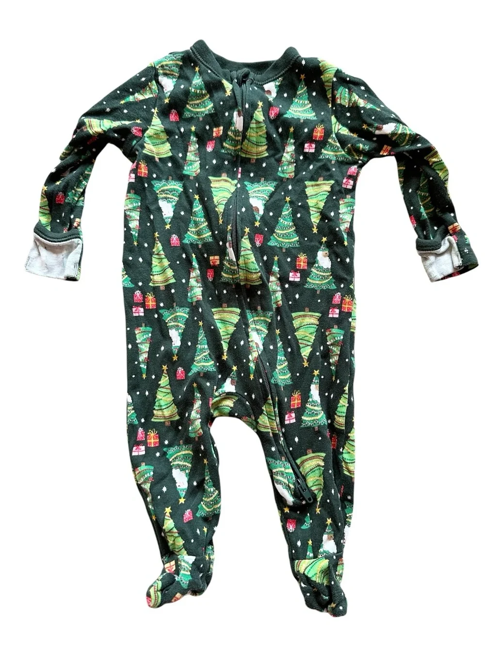Old Navy lot of 7 footed two way zip closure sleeper footed Christmas pajamas